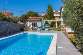 Hundefreundliche und strandnahe Villa mit Meerblick, Privatpool, Grill